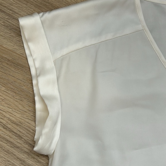 Express Ivory Blouse Tee - Picture 2 of 2